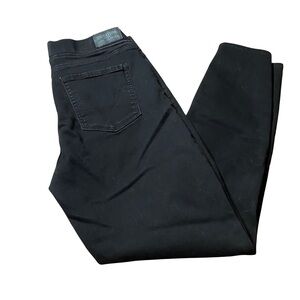 Levi Strauss Signature Gold Pull-On Skinny Jeans Black size 10